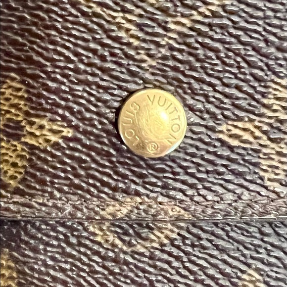 Authentic Louis Vuitton International Trifold Long Wallet - Picture 7 of 7